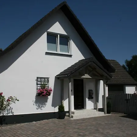 Frey - Ferienhaus Ueber Zwei Etagen Mit Terrasse Eggebek Exterior photo