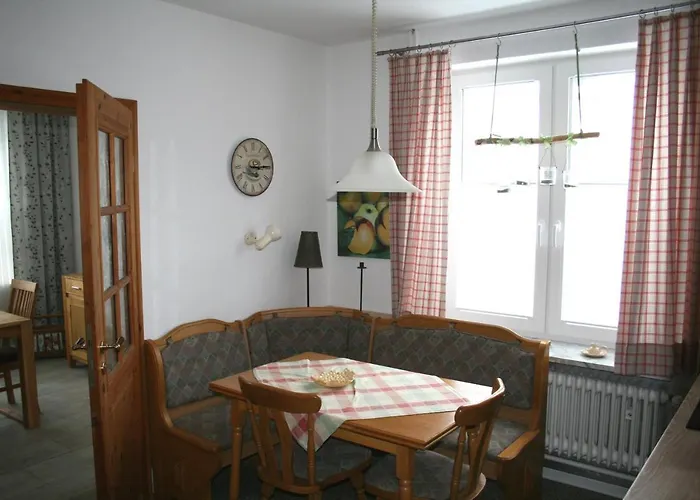 Frey - Ferienhaus Ueber Zwei Etagen Mit Terrasse
